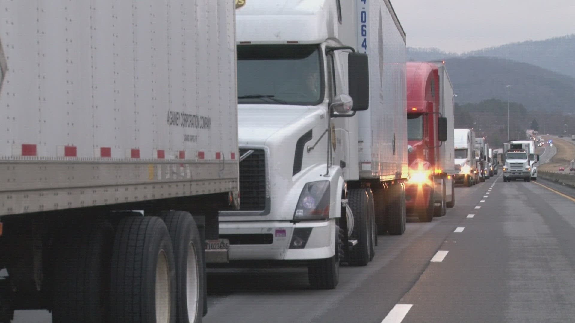 One section of I-75 South has seen several crashes that blocked traffic on the road.