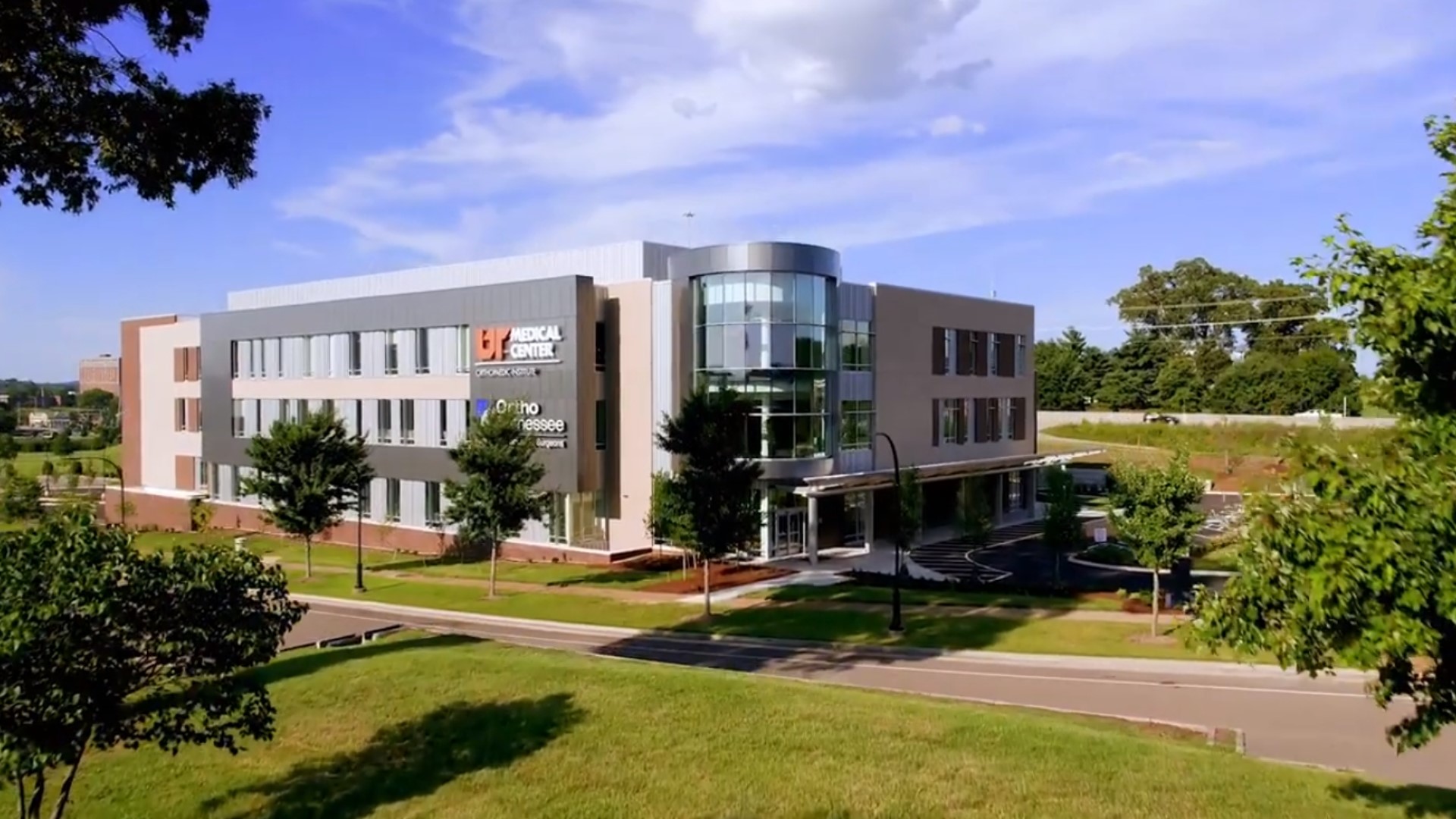 UT Medical Center Opens New Orthopaedic Institute Facility To Help ...