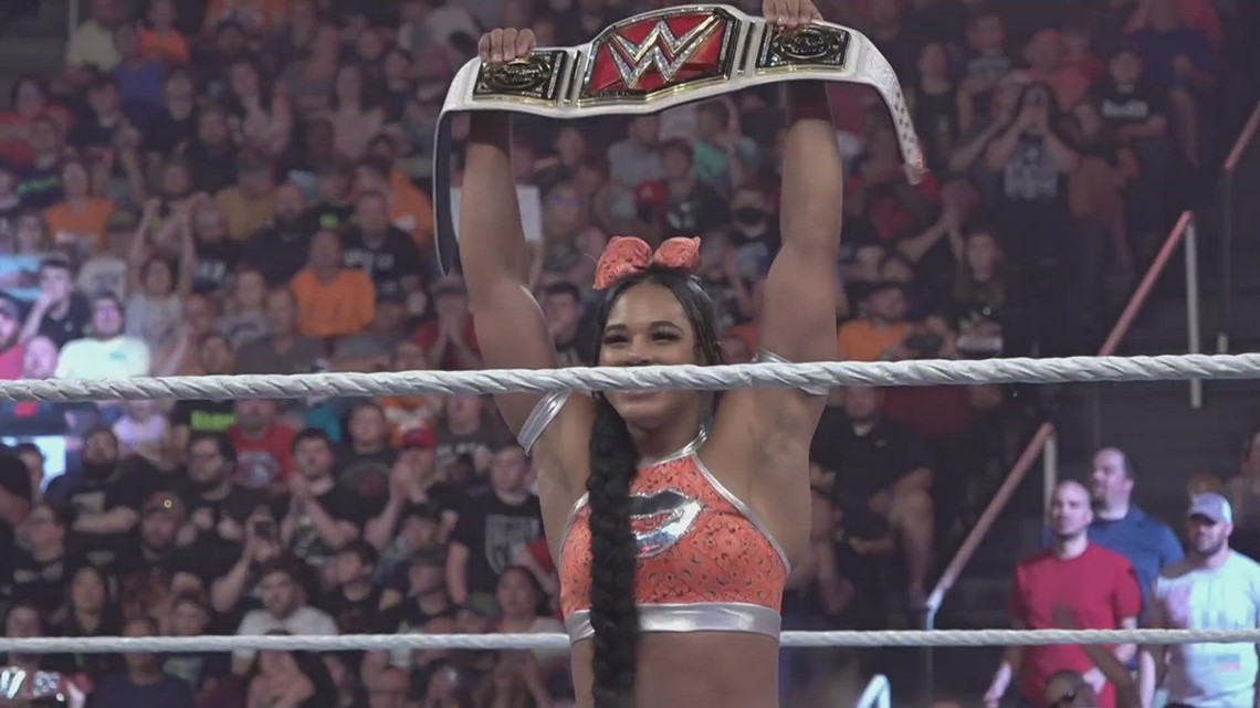 Bianca Belair, WWE star from Knoxville, to appear on 'The Kelly