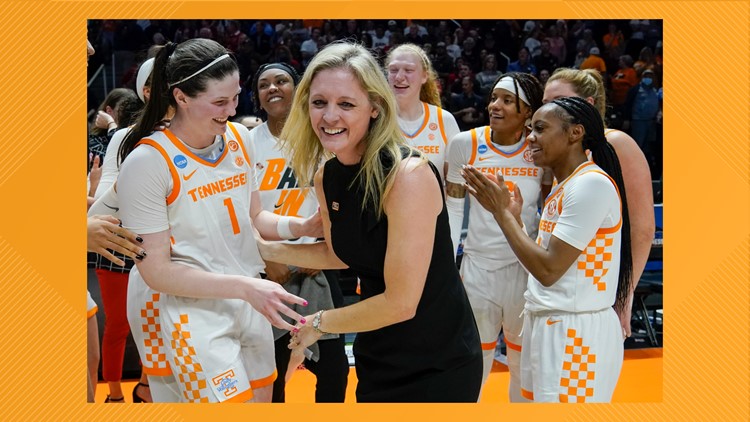 Lady Vols fans send off team as they head to the Sweet 16