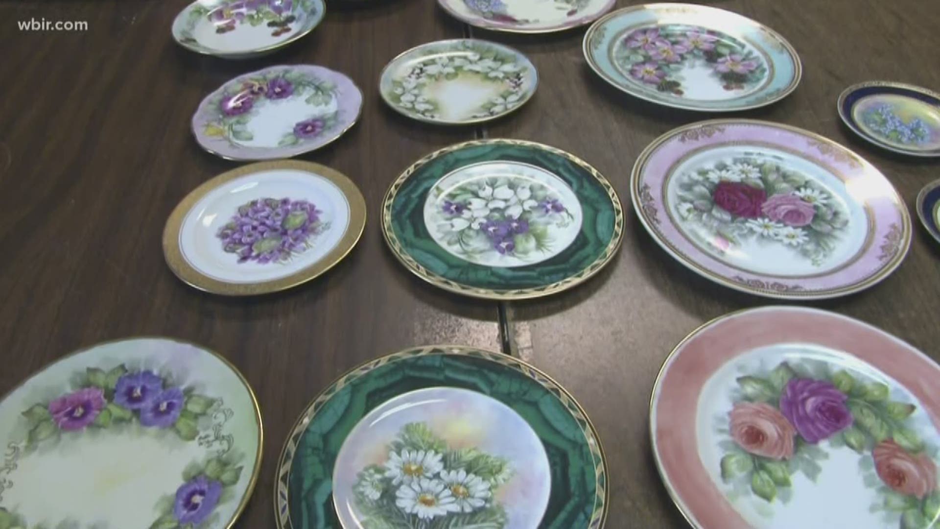 Porcelain artist Ruth Widener teaches students how to transform plain china into works of art