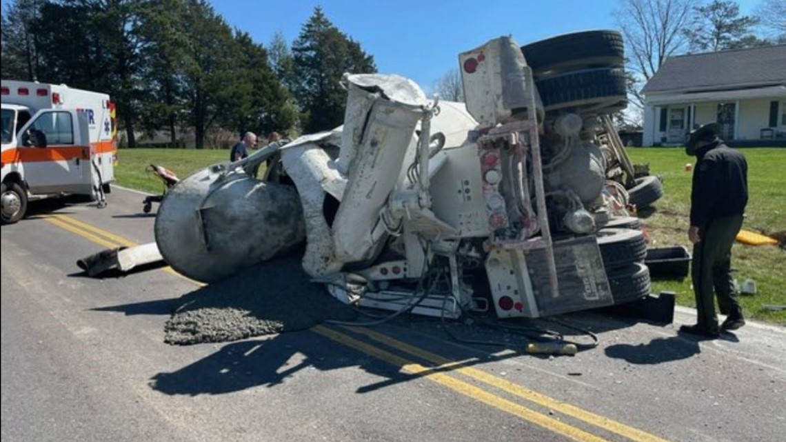 Rural Metro on scene of serious car crash involving a concrete truck on East Emory Road – WBIR.com