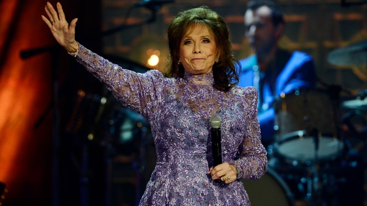 East Tennessee remembers the legacy of the legendary Loretta Lynn