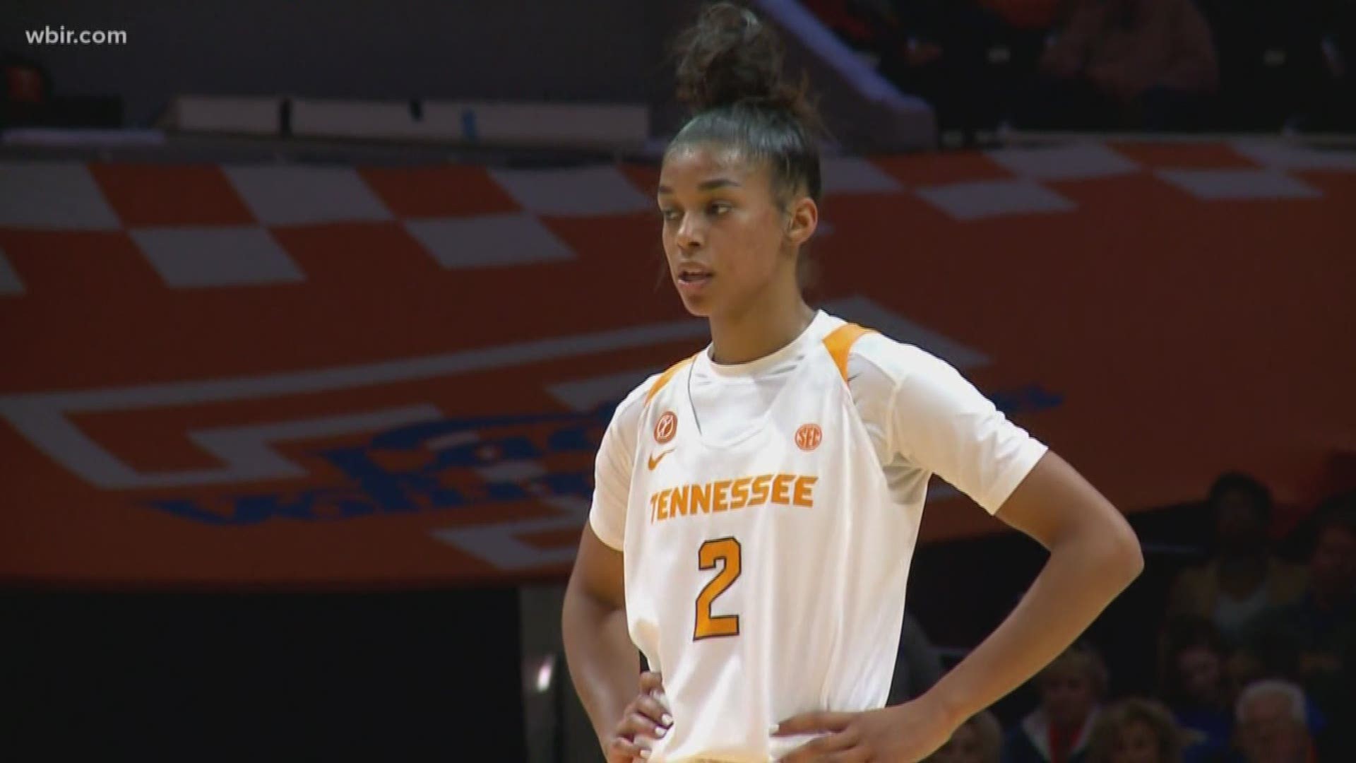 The sophomore guard has decided to transfer from UT.