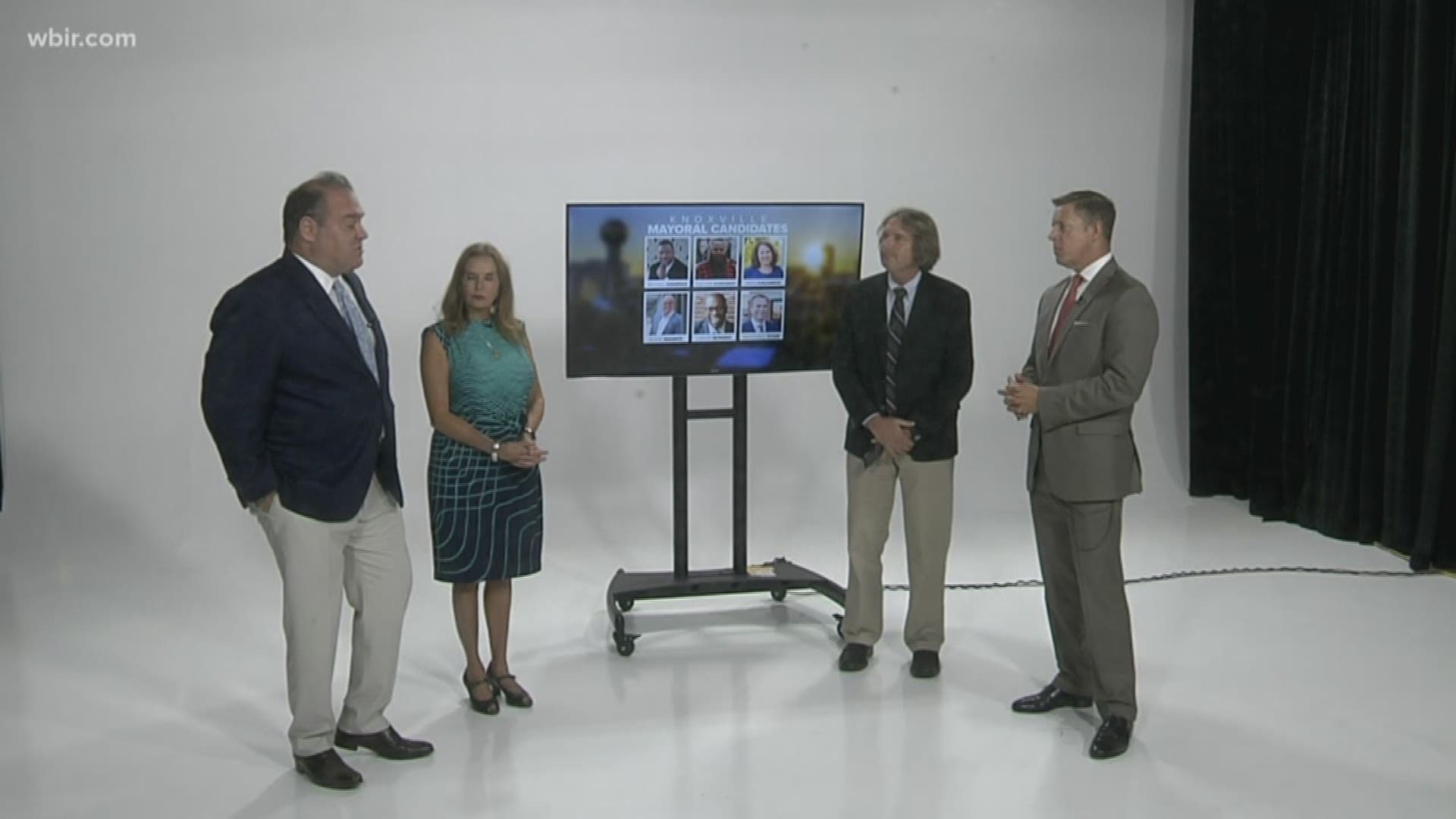 Two analysts join 10News anchor John Becker and reporter John North to break down the finer points of the primary election.