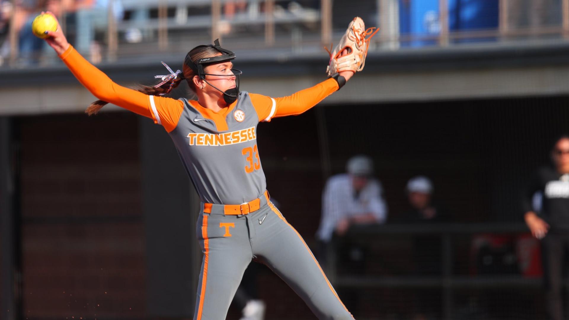 Softball Rundown No. 9 Tennessee softball run-rules Kennesaw State behind a season-high ...