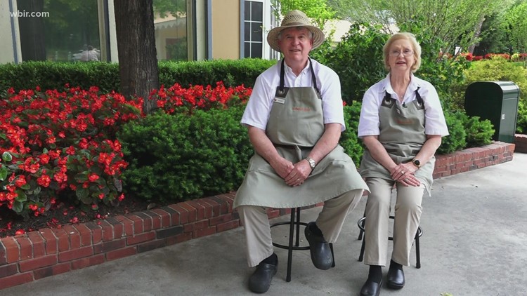 After 32 years, husband and wife will retire from working at Dollywood together