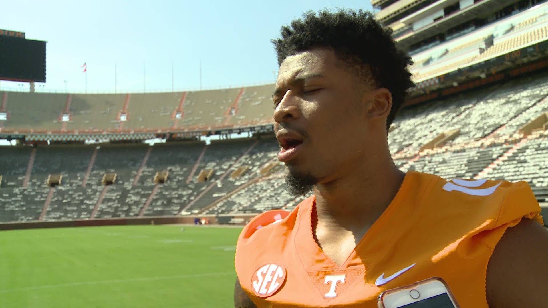 Tennessee linebacker Quart'e Sapp speaks with the media prior to Fan Day at Neyland Stadium.