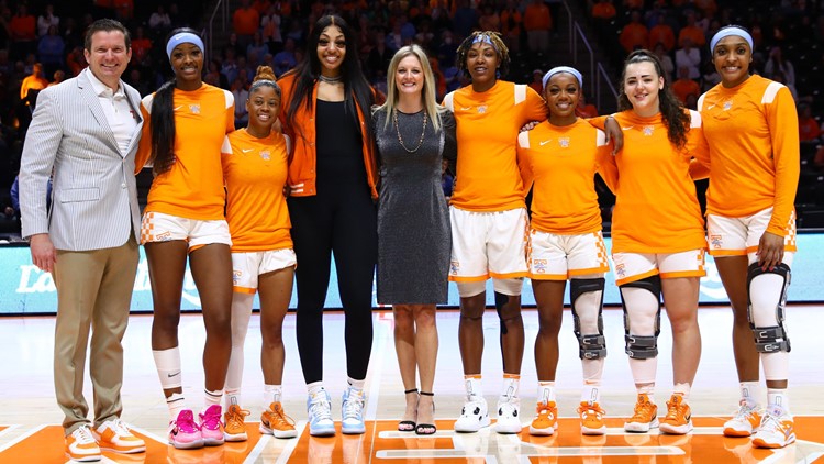 Lady Vols hold off Auburn 83-76 for Senior Day win
