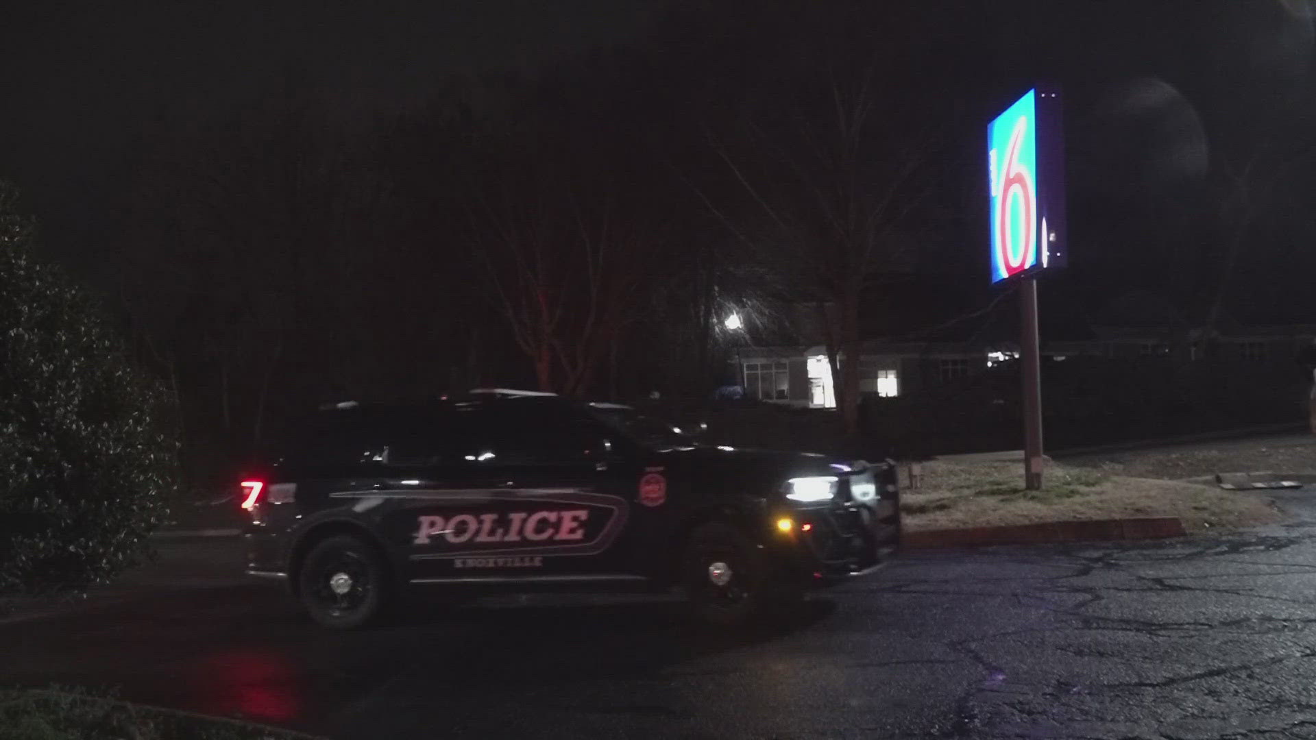 Knoxville police investigate stabbing at Motel 6 on Merchants Drive ...