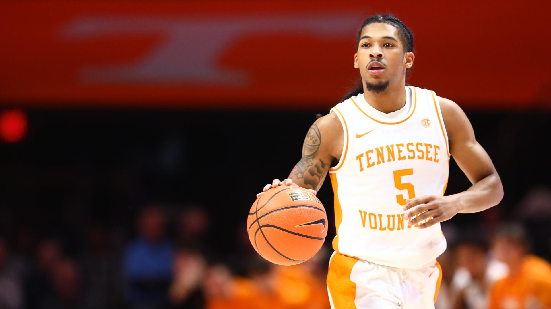 Zakai Zeigler breaks single-season assists record at Tennessee | wbir.com