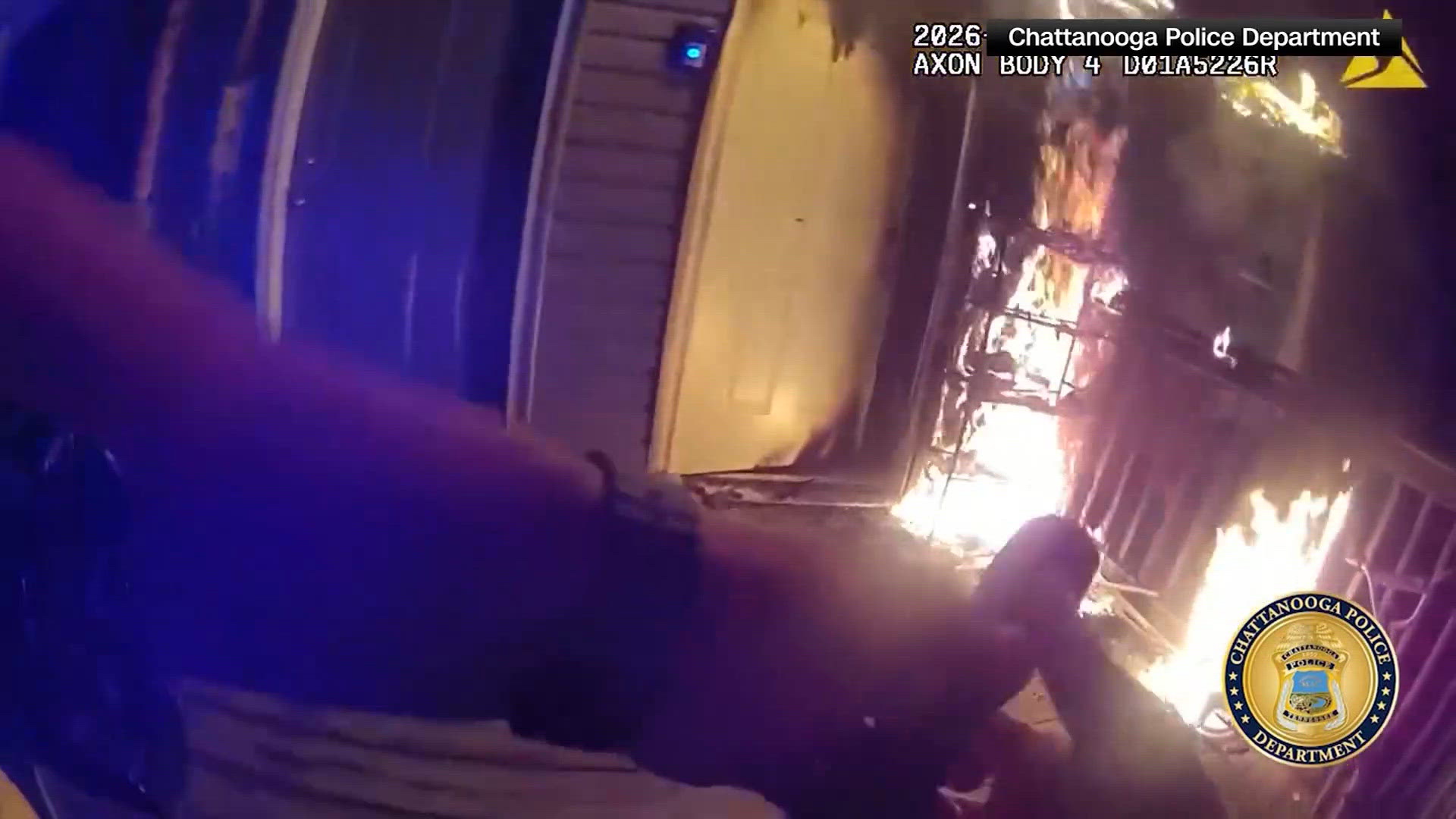 Chattanooga officer saves family in burning building | wbir.com