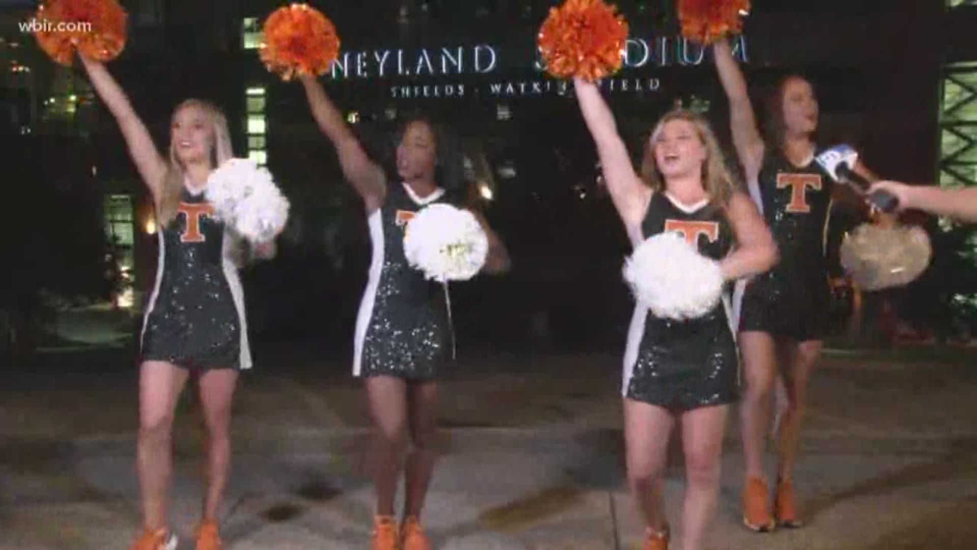 10News Anchor Abby Ham is with the UT Dance Team to get you in the spirit before the big game against Florida!