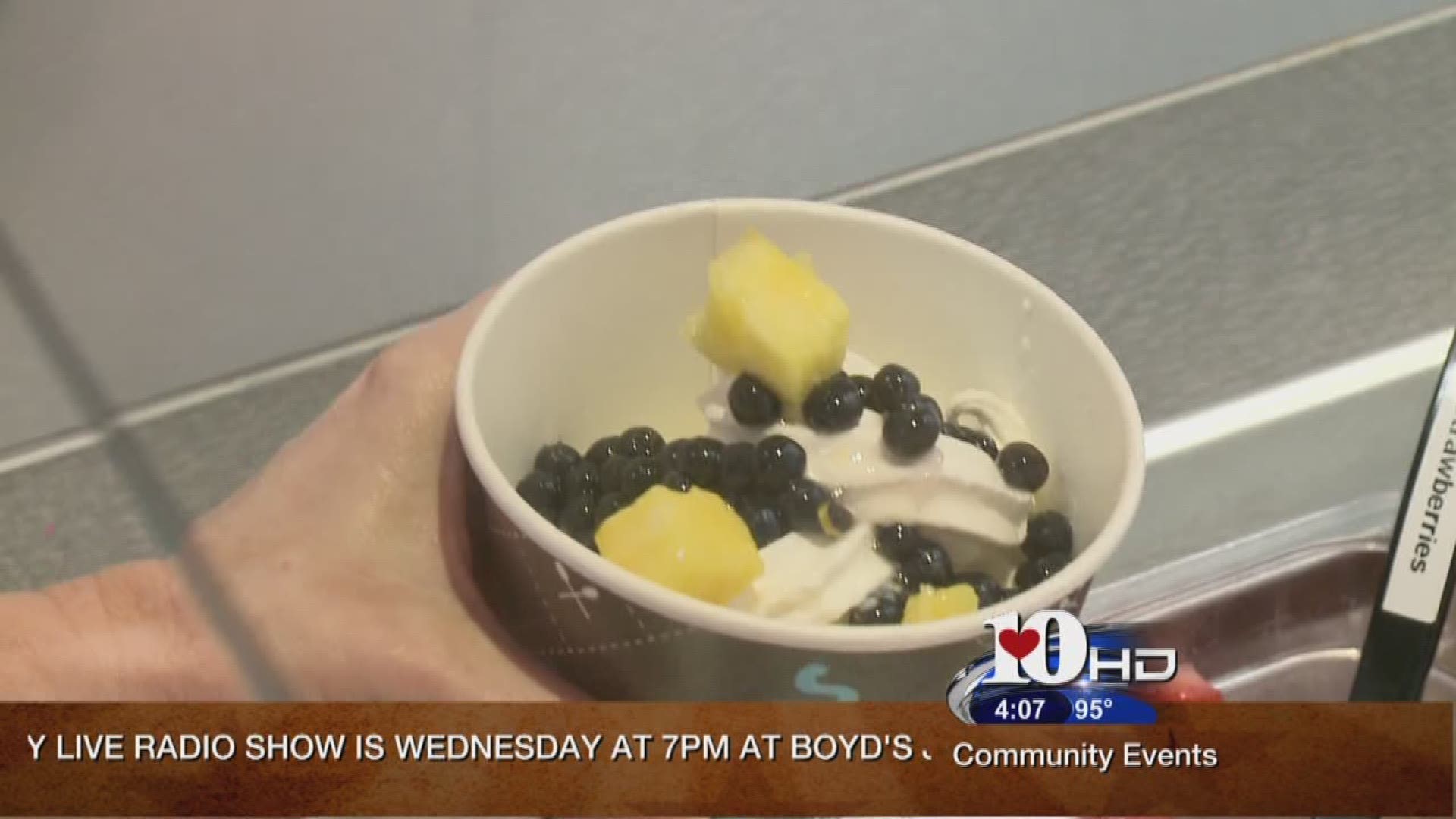 Frozen Yogurt Shop serves healthy options and helps out community