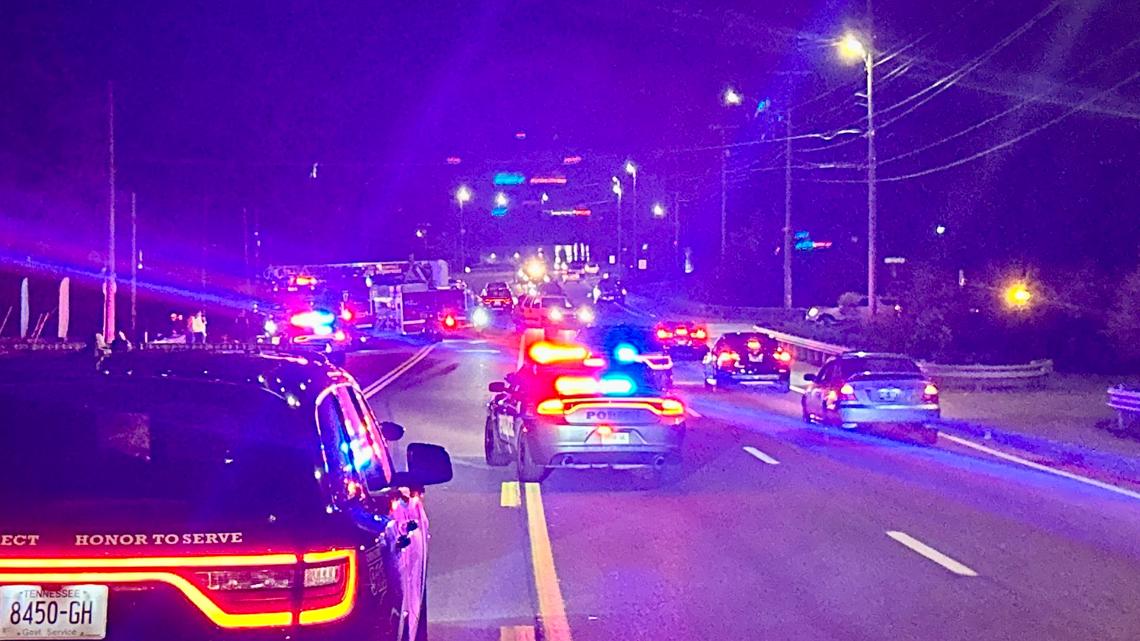 deadly-motorcycle-crash-reported-on-western-avenue-in-knoxville-wbir