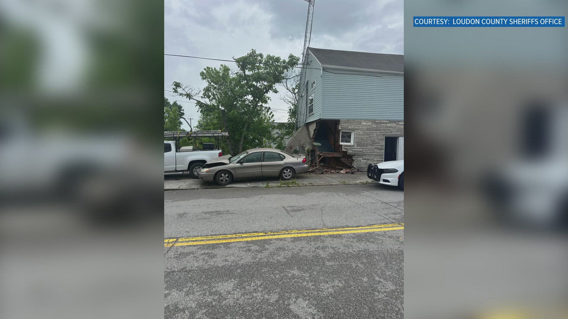 The Loudon County Sheriff's Office said around 9:30 a.m., a chase began after a patrol officer attempted to initiate a traffic stop. 