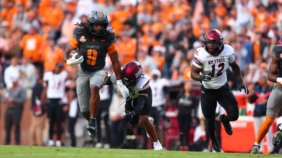 Tennessee gains one spot in AP Top 25 Poll after win over New Mexico State