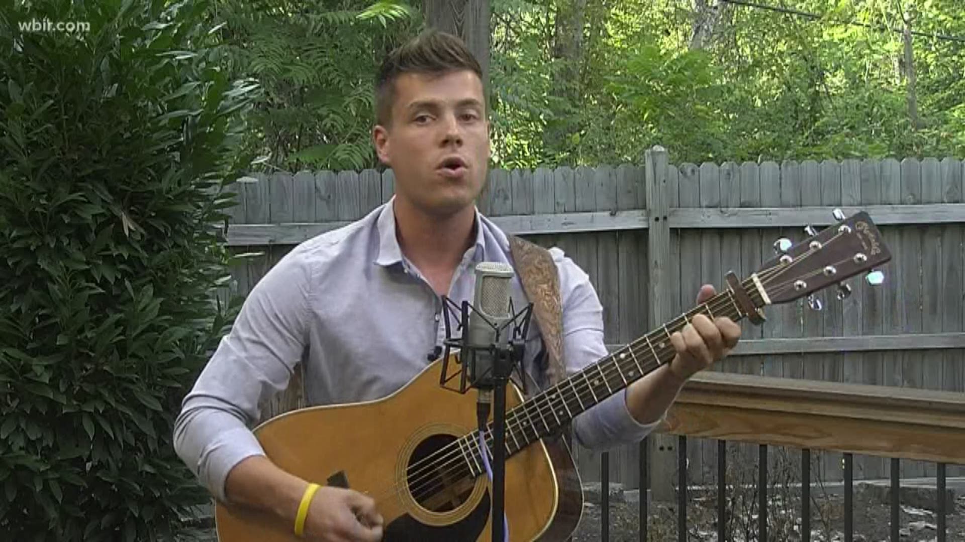 Lawson Bates releases new single 'Like the Rain'