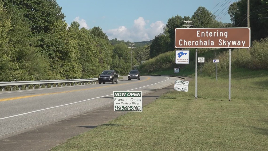 Monroe Co. community celebrates after Cherohala Skyway reopens ...