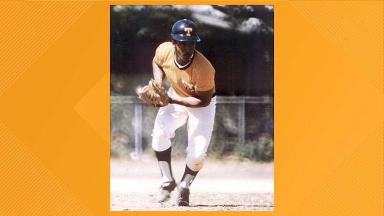 VFL Condredge Holloway will be inducted to National College Baseball Hall of Fame Class of 2022