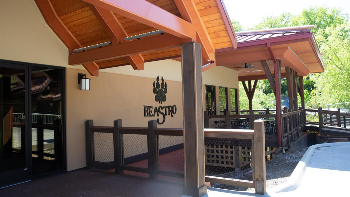 Zoo Knoxville opens new 'Beastro'