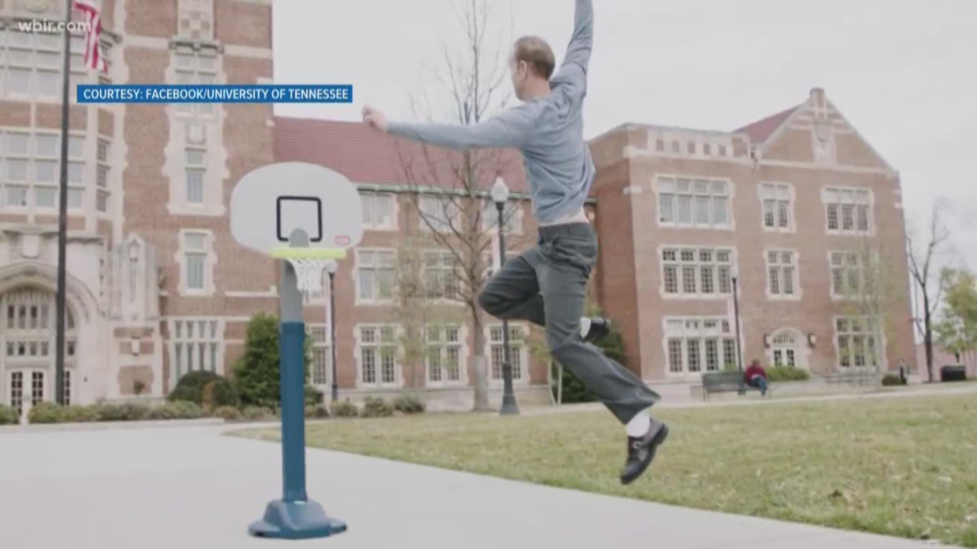 Fans and the 10News team try to emulate the Vols' basketball team dunk tradition "One fly, we all fly."