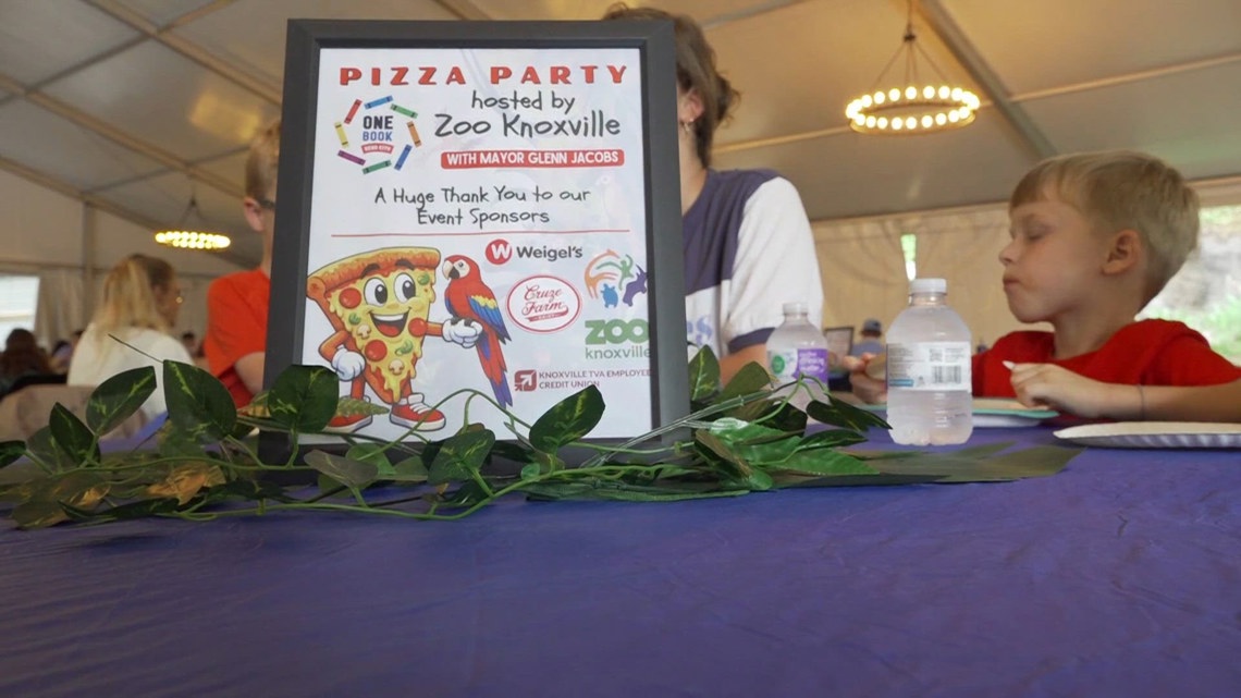 Hundreds of Knox County students enjoyed Mayor Glenn Jacobs' annual pizza party, celebrating winners who excelled in a literary scavenger hunt reading challenge.