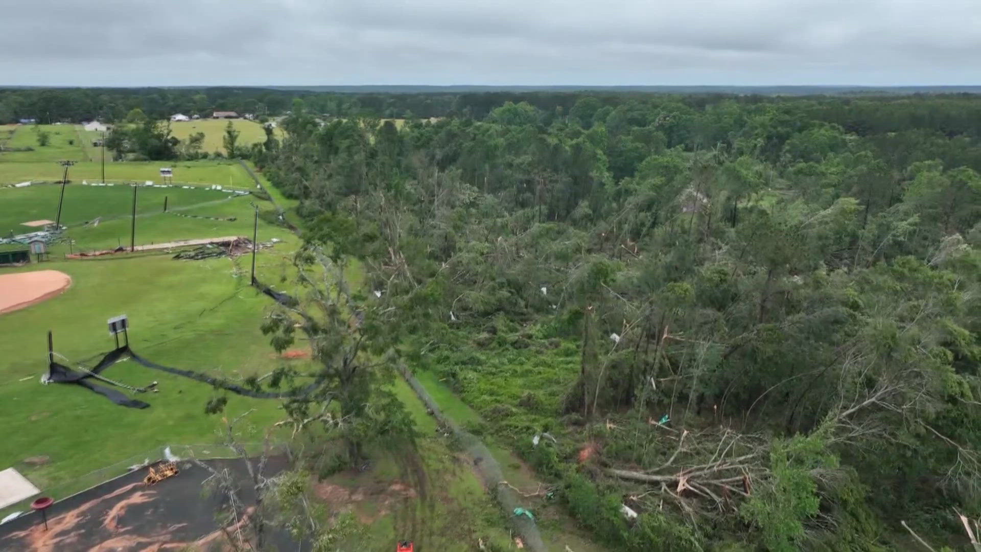 Tornado, severe storms rip through Mississippi | wbir.com