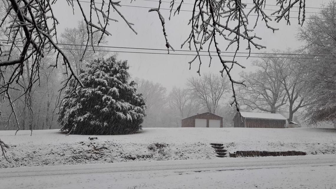 Christmas Clearing House 2022 Blount County Information Roads Being Salted And Many In Decent Shape After East Tennessee Snowstorm  | Wbir.com