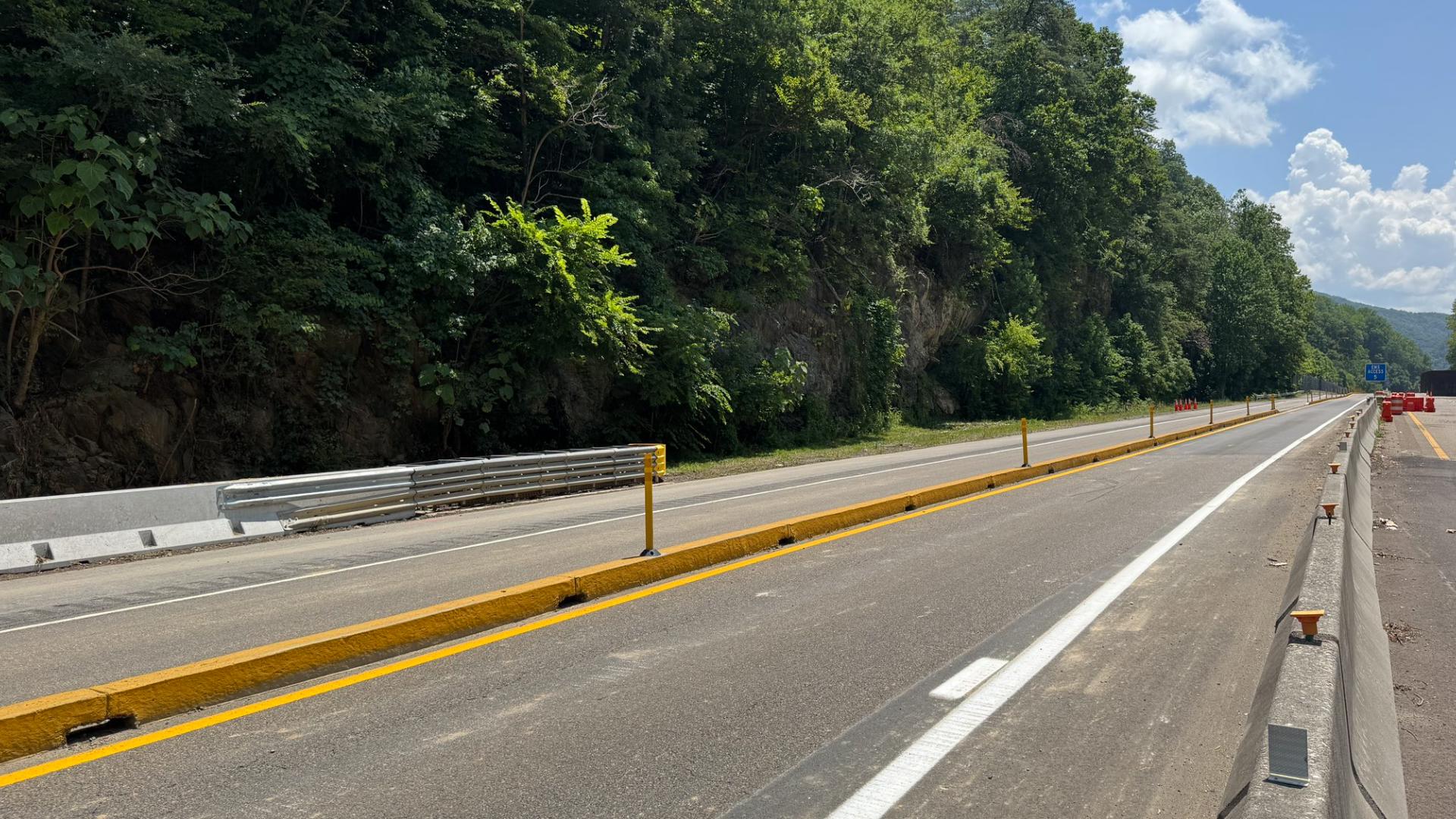 I-40 partially reopens after flooding, rockslide in Cocke County | wbir.com
