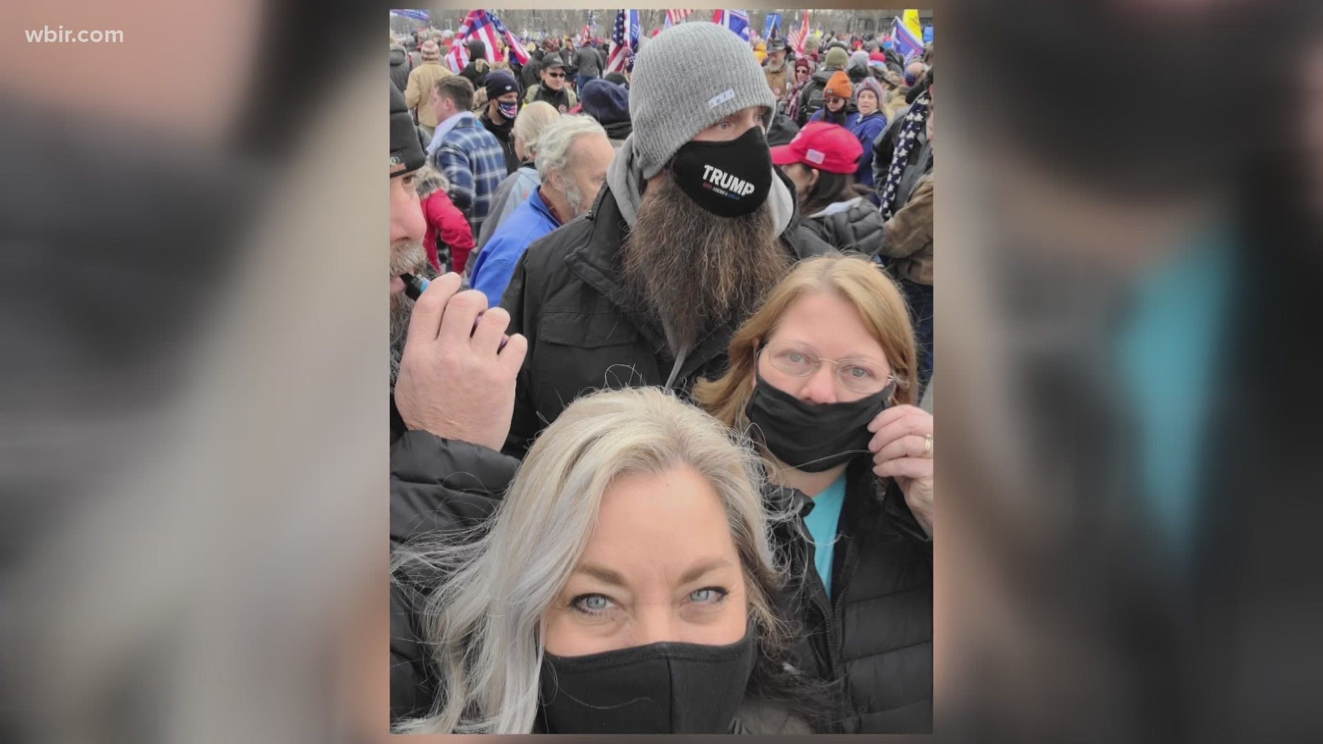 Knoxville Woman Shares The Moment She Witnessed The Us Capitol Under Siege 