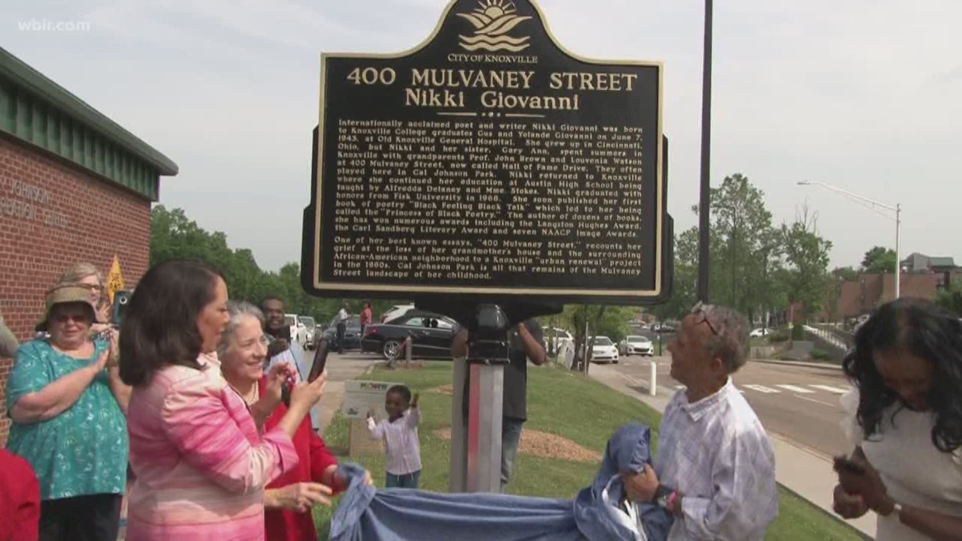 The city of Knoxville unveils a new plaque honoring Knoxville-native and American Poet Nikki Giovanni near the house where she spent summers with her grandparents. May 23, 2019-4pm.