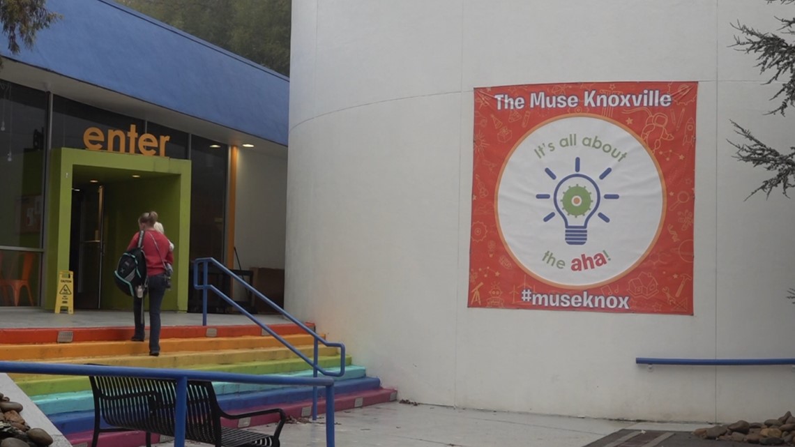 Knoxville groups work together to create bilingual play area, connecting with kids of many