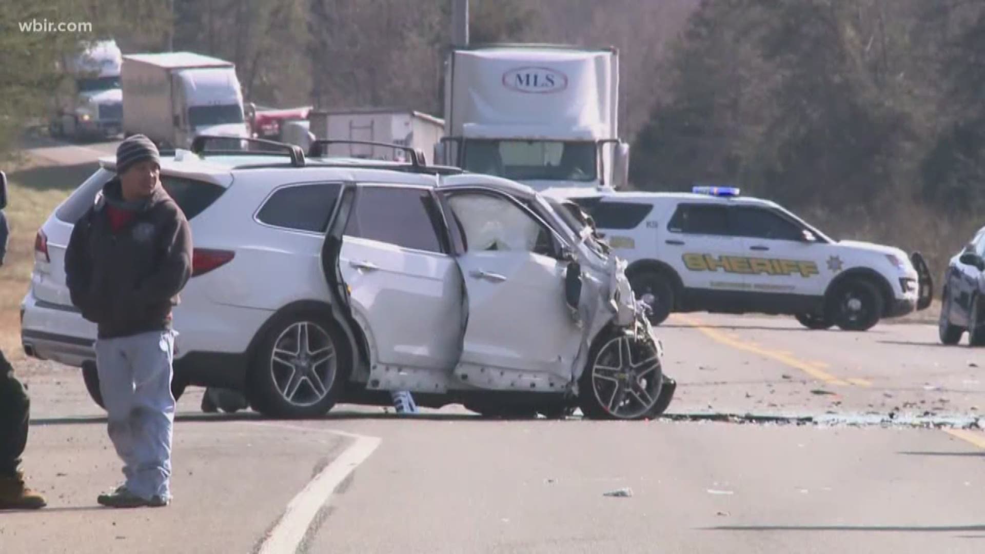 The Loudon County Sheriff's Office and two medical helicopters responded to a multi-car crash at the intersection of Steekee School Road and Highway 72 in Loudon Thursday afternoon.