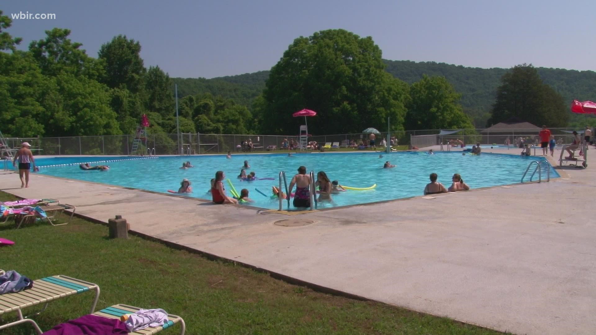 Leaders in Hamblen County and Morristown gathered Wednesday, urging state officials to reopen a closed pool in the area.