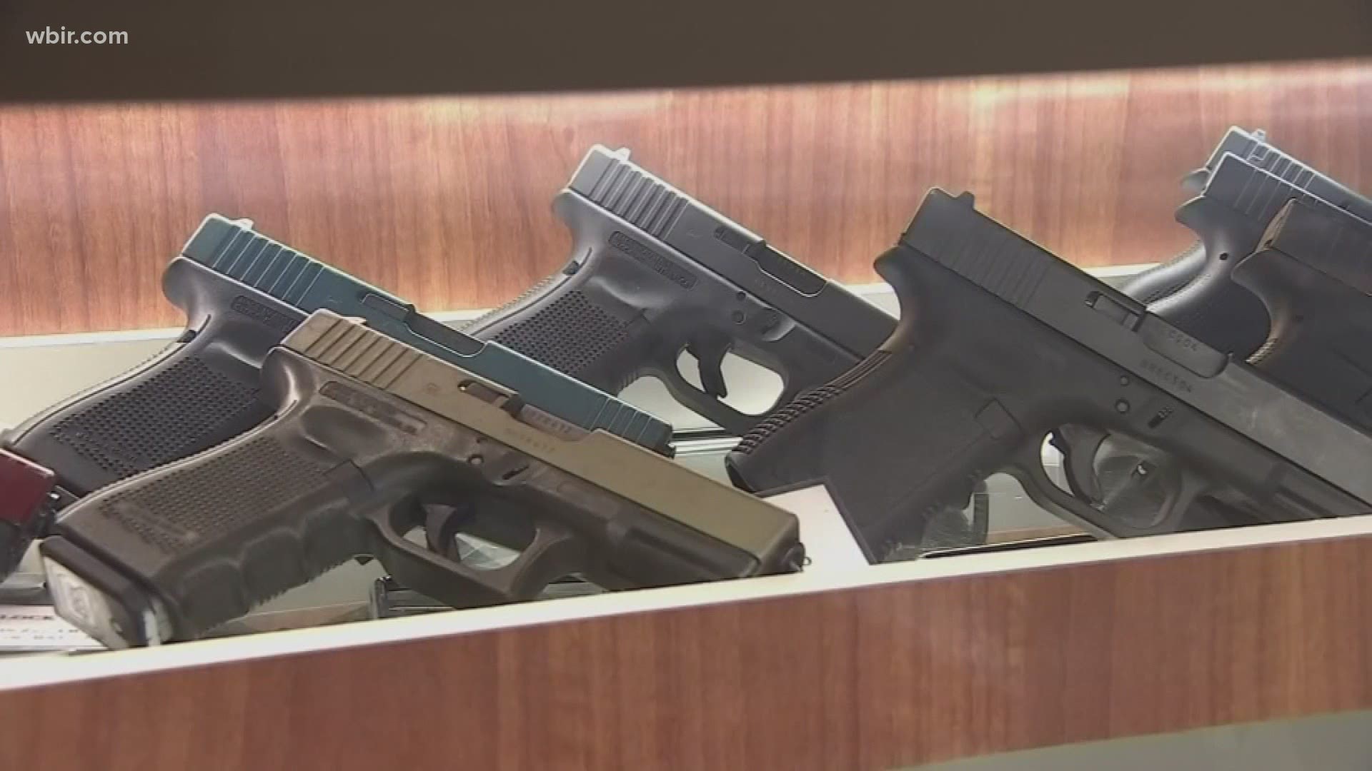 State lawmakers are eyeing a plan that would allow Tennesseans to carry a gun without a concealed carry permit.
