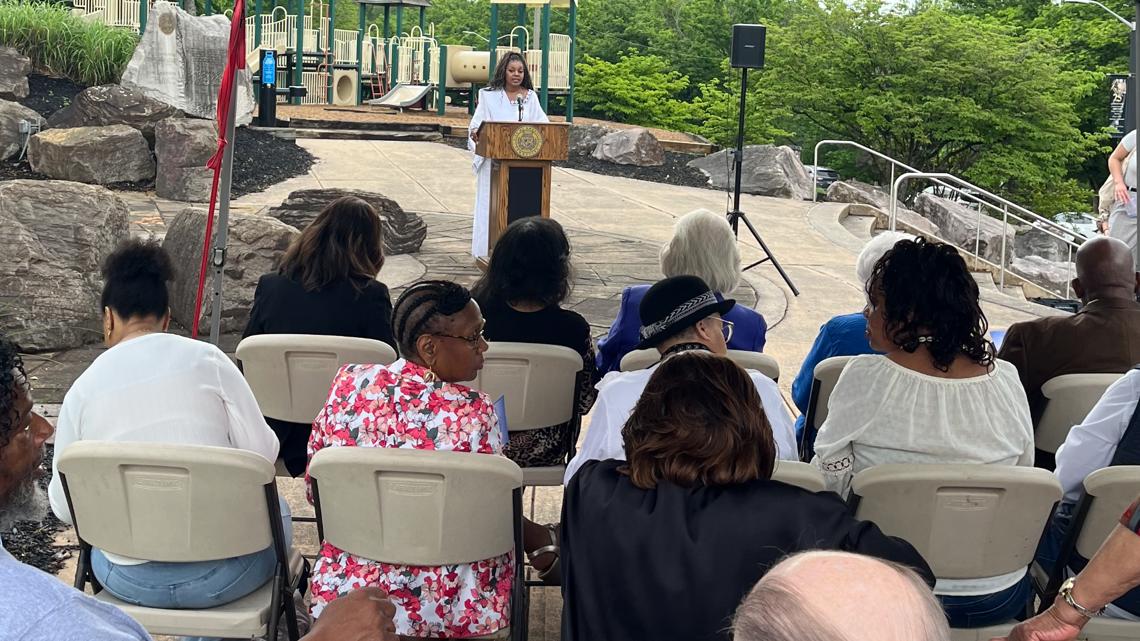 Knoxville honors pioneer Edye Ellis at memorial