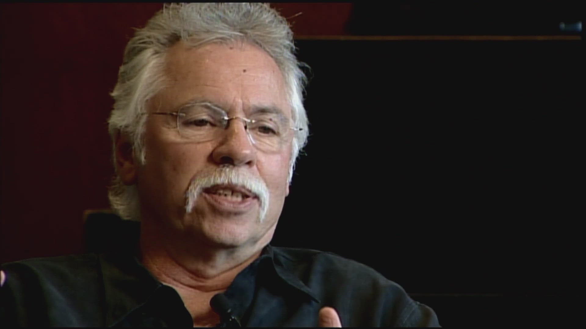 Fans respond to passing of Oak Ridge Boys' Joe Bonsall