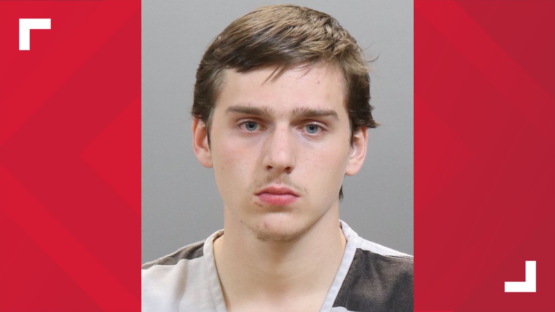 Man arrested after he kidnapped 2 women at gunpoint, police say - Vimarsana News