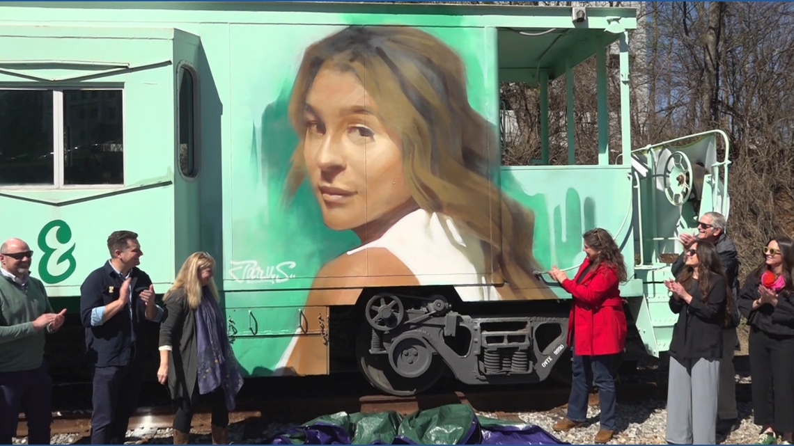 South Knoxville's SoKno Rail Trail development begins with art unveiling