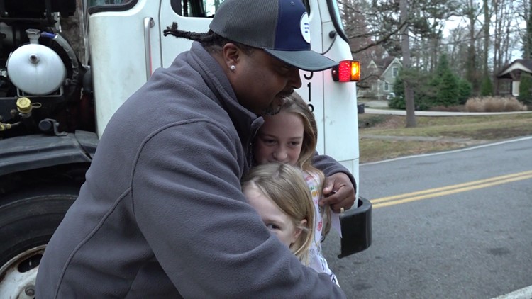 Knoxville neighbors share holiday spirit with sanitation worker named Charlie Brown