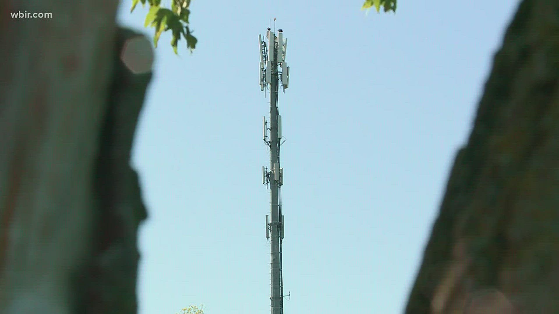 Nov. 13, 2017: The Knox County Commission is ready to adopt new rules to control the building of new cellular towers.