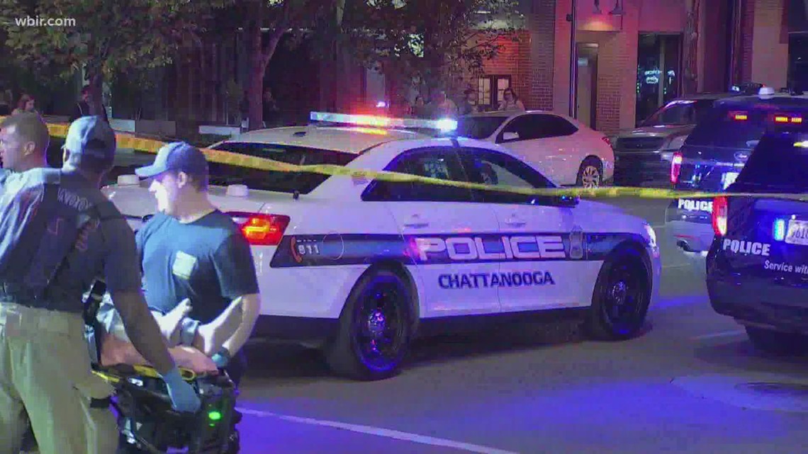 Chattanooga Mayor Tim Kelly, Police Chief Celeste Murphy provide update after six teenagers shot Saturday night - Vimarsana News