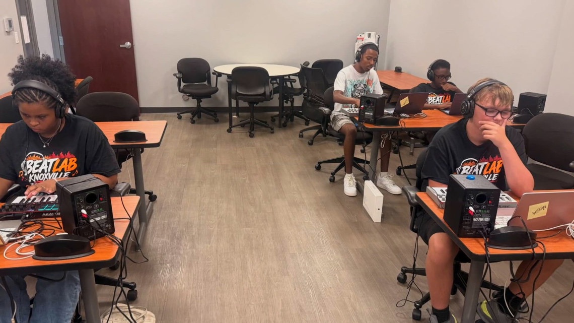 New program gives students hands-on music production experience