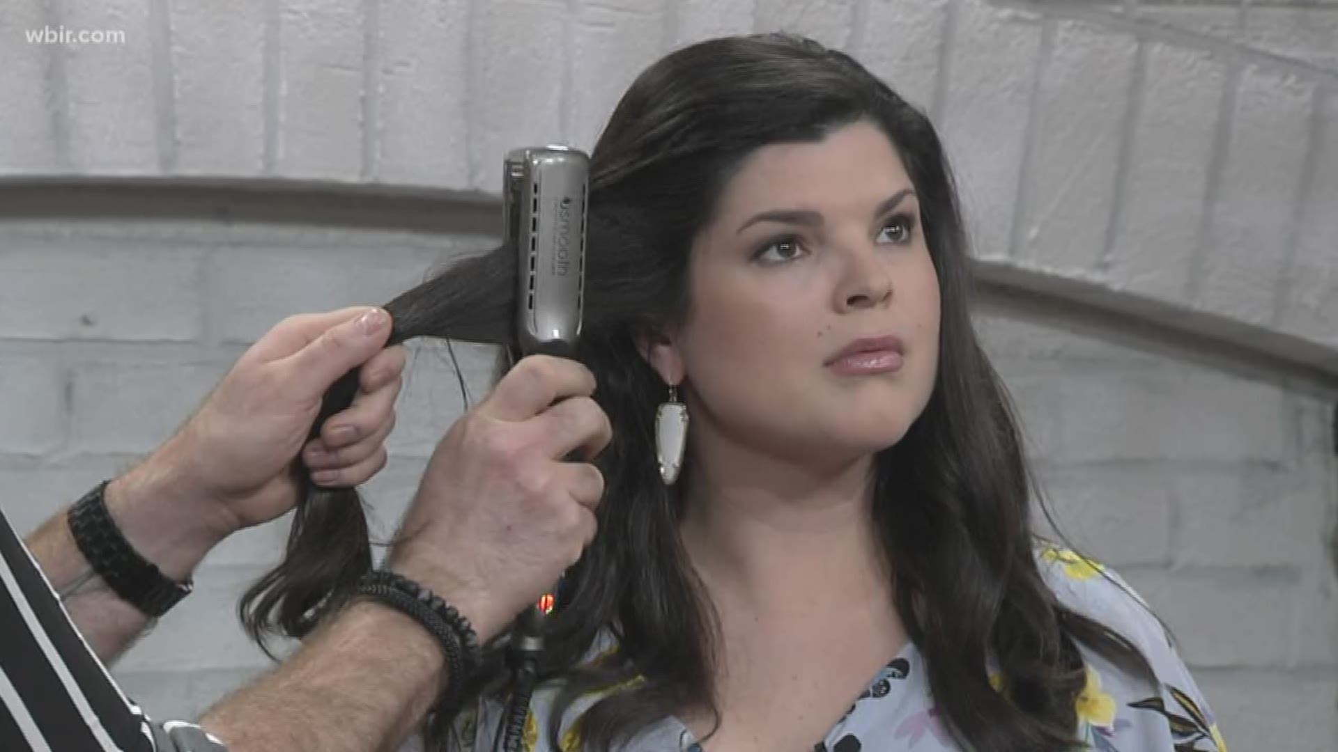 Shane Archer from Grow Knoxville shares tips and tools to get wavy hair.