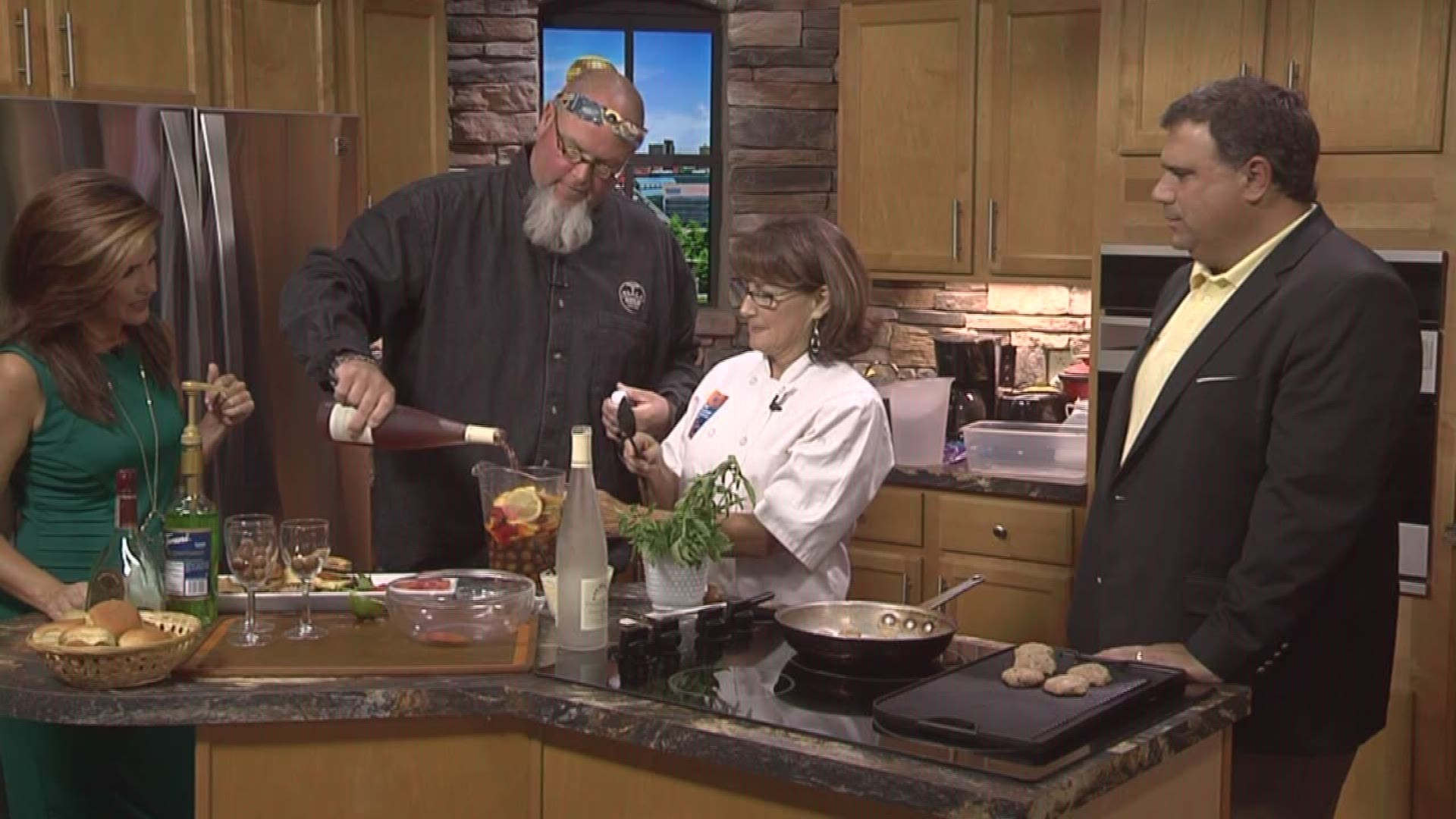 JD Dalton from Tsali Notch and Terri Geiser share recipes using Tsali Notch wine - perfect for before and after the eclipse.