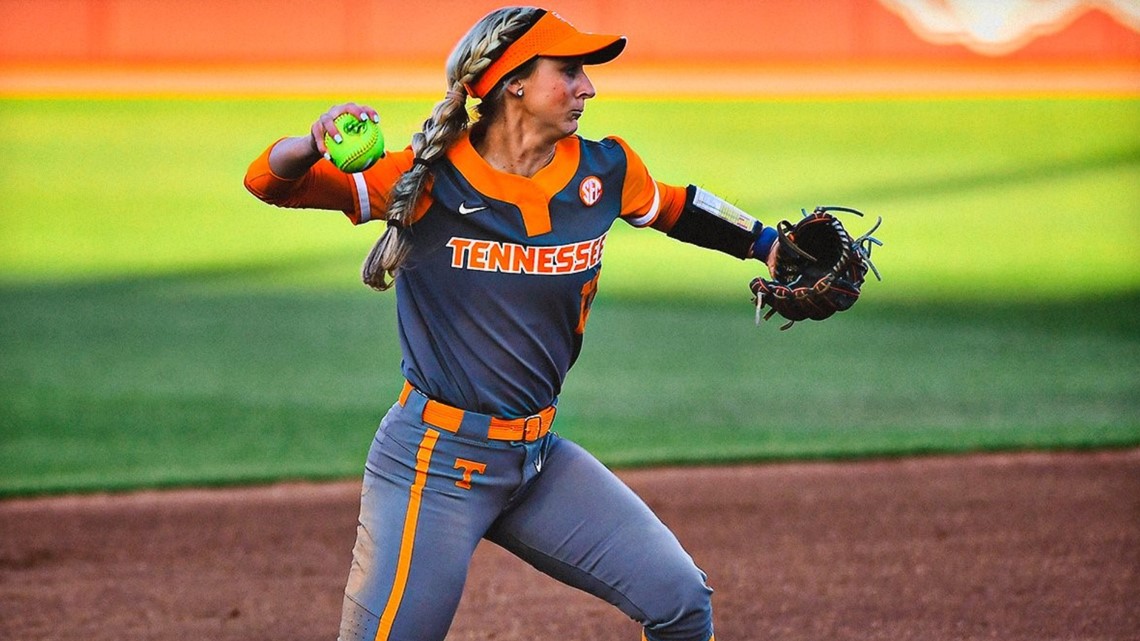 No. 4 Tennessee softball shut out by No. 12 Arkansas, 2-0 | wbir.com