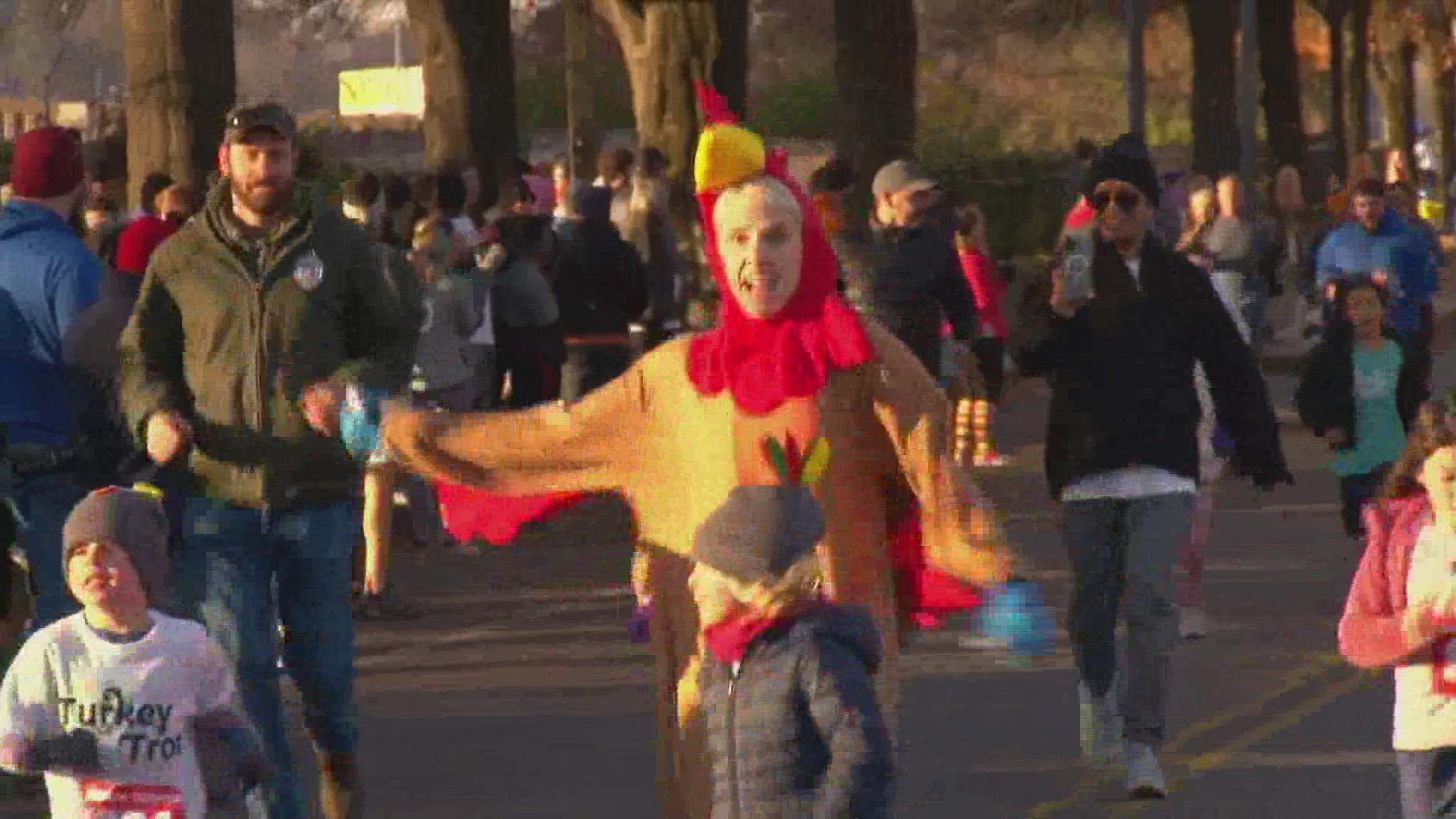 A Thanksgiving tradition returns to downtown Knoxville Thursday morning: the Knoxville Track Club's annual Regal Turkey Trot.