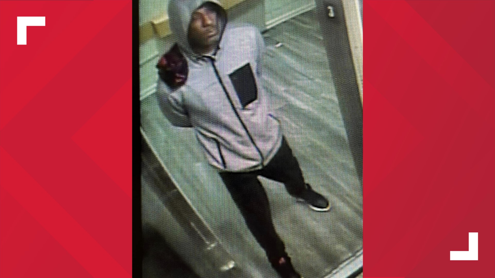 KPD searching after suspect allegedly assaulted 3 residents | wbir.com