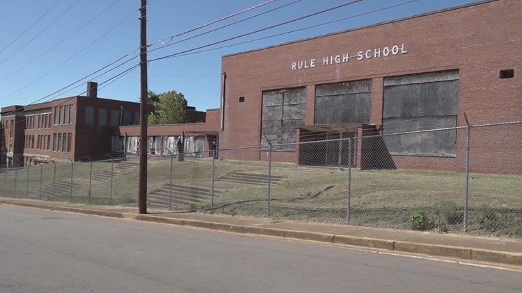 Abandoned Rule High School to be demolished